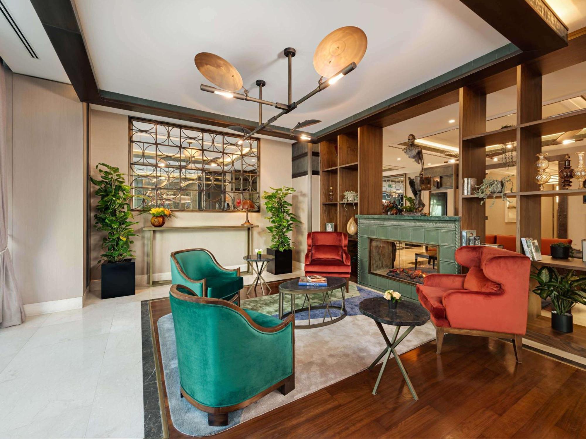 The Artisan Hotel Istanbul - Mgallery Collection Isztambul Kültér fotó The Club at The Ritz-Carlton, Dubai