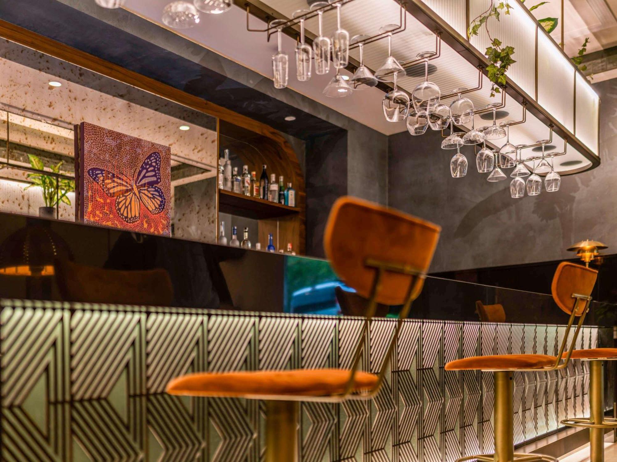 The Artisan Hotel Istanbul - Mgallery Collection Isztambul Kültér fotó The bar at the 1905